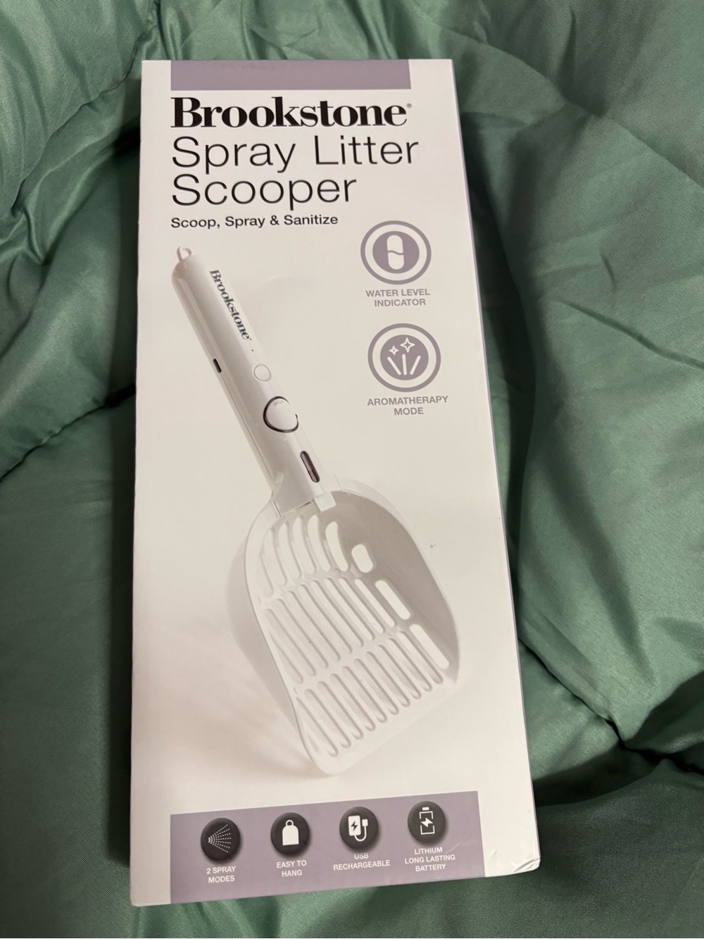 Brookstone White Spray Litter Scooper with Mint Green Backing